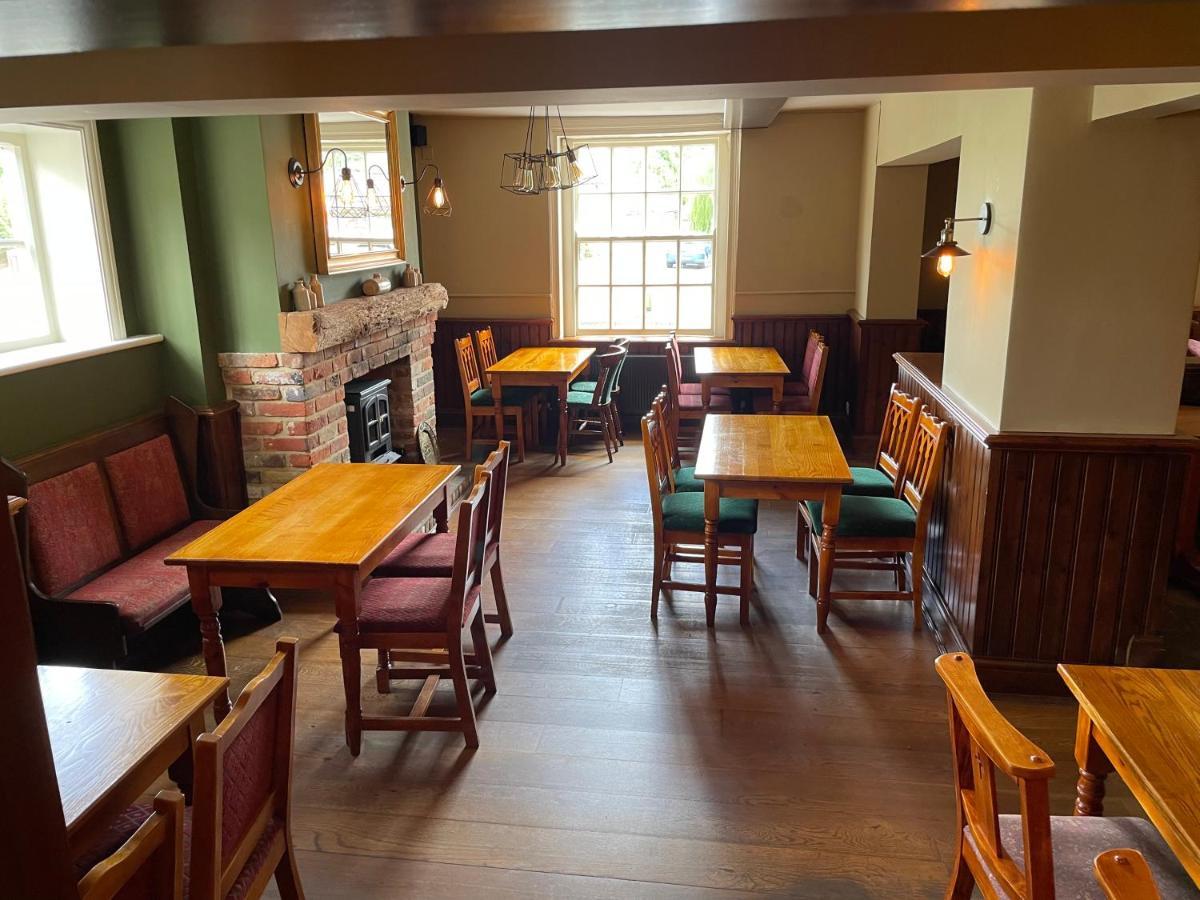 The Swan Inn East Ilsley Buitenkant foto