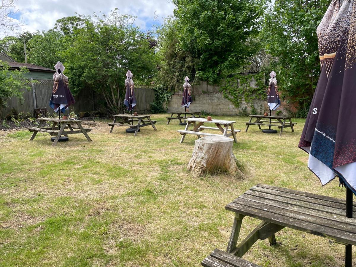 The Swan Inn East Ilsley Buitenkant foto